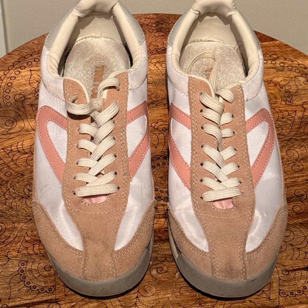 Tretorn White and Pink Sneakers